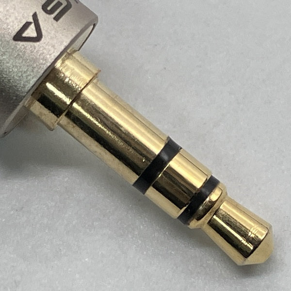 【中古】Que【日本橋】