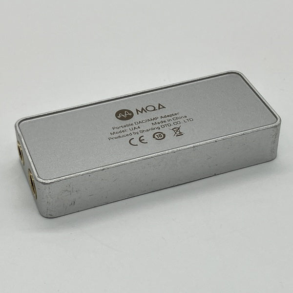 【中古】UA4 シルバー【秋葉原】