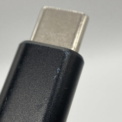 【中古】UA4 シルバー【秋葉原】