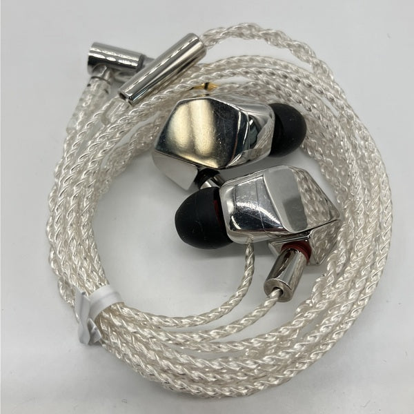 final 【中古】A8000 【FI-A8DSSD】【秋葉原】 – e☆イヤホン