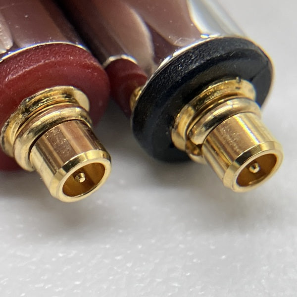 final A8000＋C106 MMCX 純正シルバーコートケーブル4.4mm final A8000＋C106 MMCX 純正シルバーコートケーブル4.4mm final