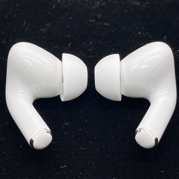 【中古】MagSafe充電ケース(USB-C)付きAirPods Pro(第2世代) MTJV3JA【秋葉原】