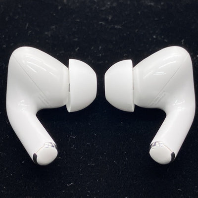 【中古】MagSafe充電ケース(USB-C)付きAirPods Pro(第2世代) MTJV3JA【秋葉原】