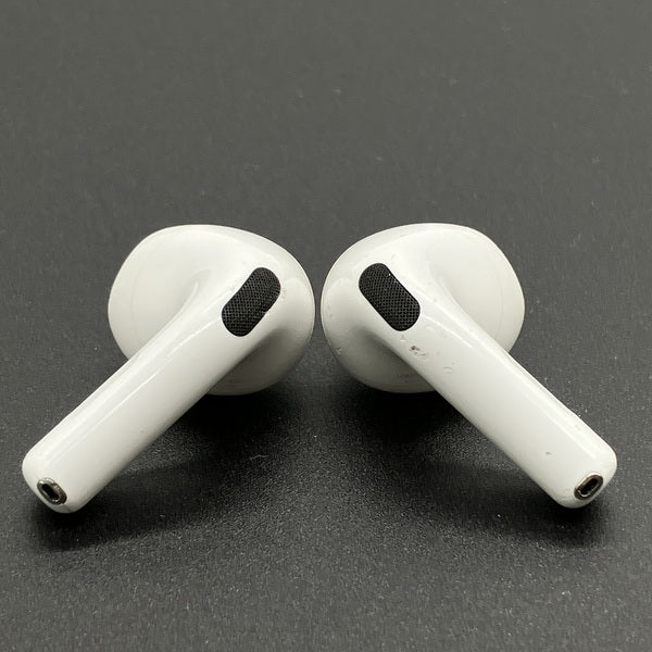 【中古】AirPods 4 MXP93J/A（アクティブノイズキャンセリング搭載）【日本橋】
