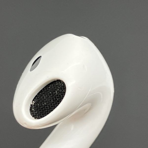 Apple 【中古】AirPods 4 MXP93J/A（アクティブノイズキャンセリング