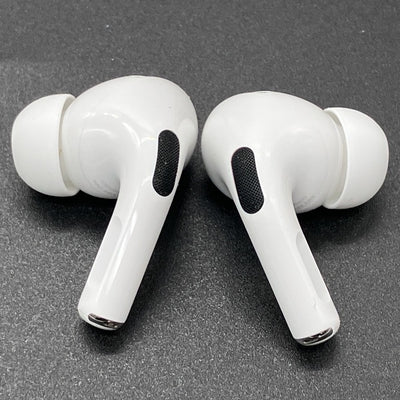 【中古】MagSafe充電ケース(USB-C)付きAirPods Pro(第2世代) MTJV3JA【日本橋】