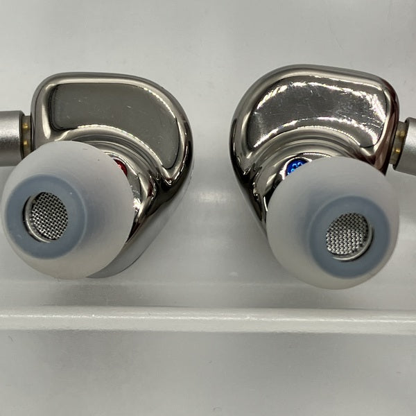 iBasso Audio 【中古】iBasso Jr. KLEE Silver【秋葉原】 – e☆イヤホン