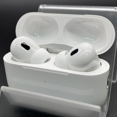 【中古】MagSafe充電ケース(USB-C)付きAirPods Pro(第2世代) MTJV3JA【秋葉原】