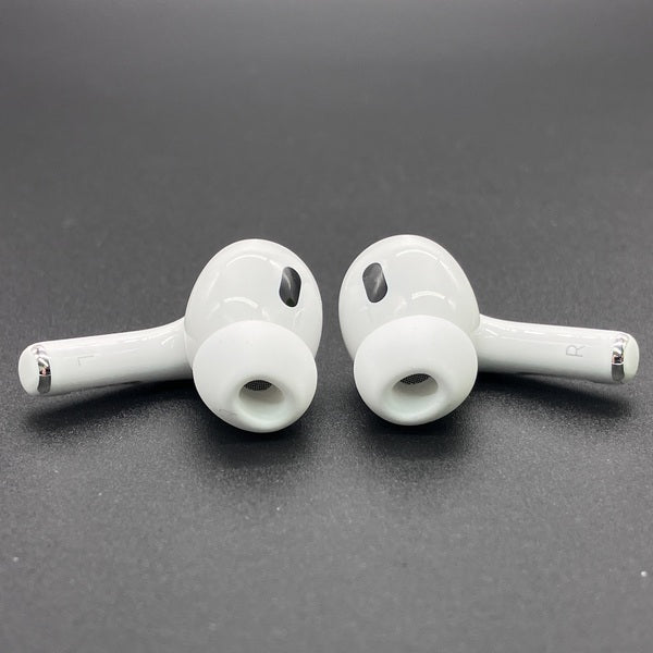 【中古】MagSafe充電ケース(USB-C)付きAirPods Pro(第2世代) MTJV3JA【秋葉原】
