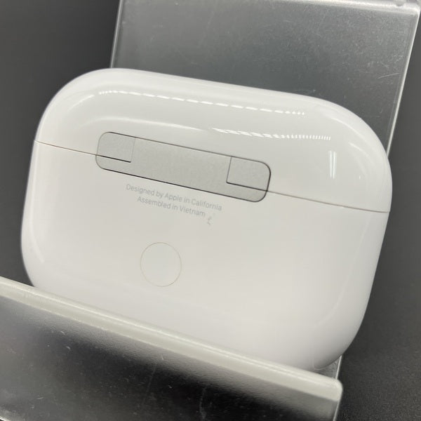 【中古】MagSafe充電ケース(USB-C)付きAirPods Pro(第2世代) MTJV3JA【日本橋】
