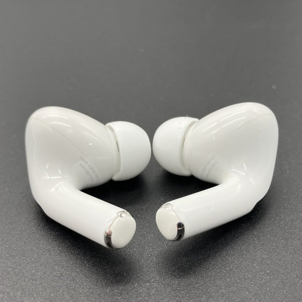 【中古】MagSafe充電ケース(USB-C)付きAirPods Pro(第2世代) MTJV3JA【日本橋】