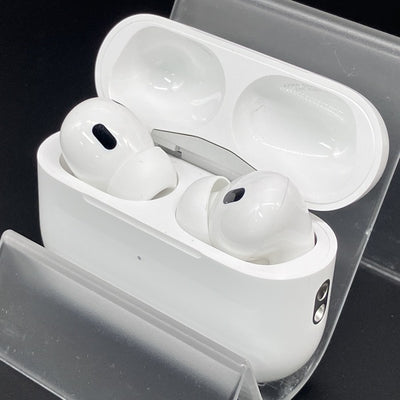 【中古】MagSafe充電ケース(USB-C)付きAirPods Pro(第2世代) MTJV3JA【名古屋】