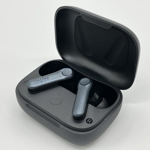 【中古】Air Pro 4 - Black【秋葉原】