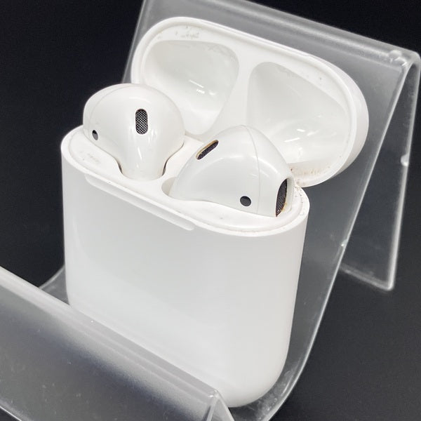 【中古】AirPods with Charging Case MV7N2J/A【名古屋】