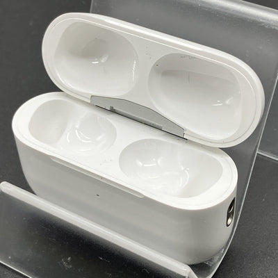 【中古】AirPods Pro (第2世代) 充電ケース (Lightning)【秋葉原】