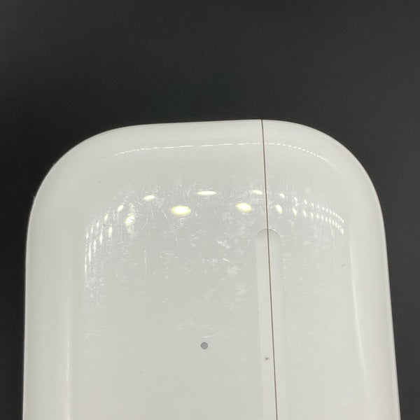 AirPods Pro(第2世代) 充電ケース(Lightning)付き 楽天市場】国内新品純正品 Apple純正 AirPods Pro (第 2 世代) MagSafe