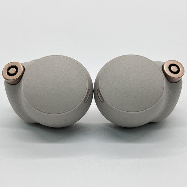 ［中古美品］SONY WF-1000XM4 プラチナシルバー 中古 美品】SONY WF-1000XM4 プラチナシルバー ノイズキャンセリング