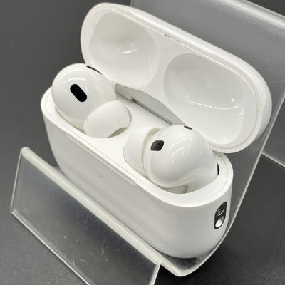 【中古】MagSafe充電ケース(USB-C)付きAirPods Pro(第2世代) MTJV3JA【秋葉原】