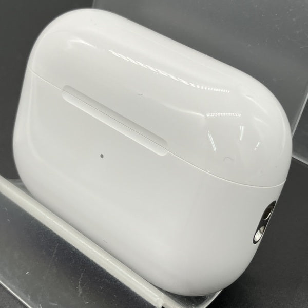 【中古】MagSafe充電ケース(USB-C)付きAirPods Pro(第2世代) MTJV3JA【秋葉原】
