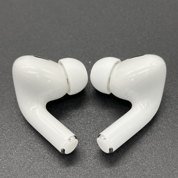 【中古】MagSafe充電ケース(USB-C)付きAirPods Pro(第2世代) MTJV3JA【秋葉原】