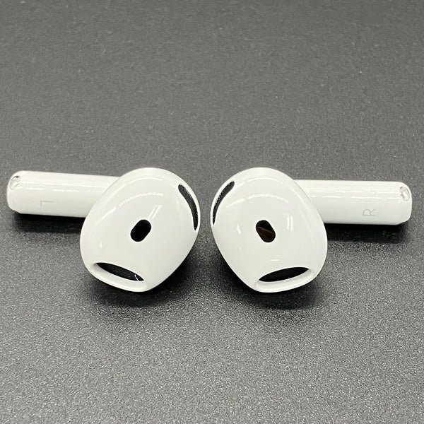 【中古】AirPods 4 MXP93J/A（アクティブノイズキャンセリング搭載）【秋葉原】