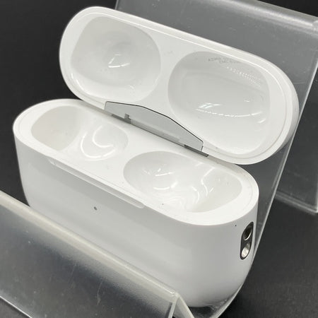 Apple 【中古】AirPods Pro (第2世代) MagSafe充電ケース(USB-C