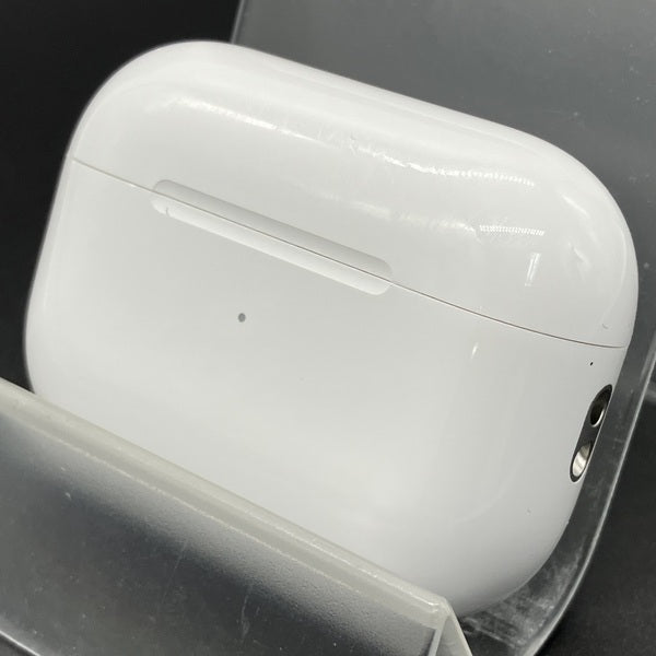 【中古】AirPods Pro (第2世代) MagSafe充電ケース(USB-C)【秋葉原】