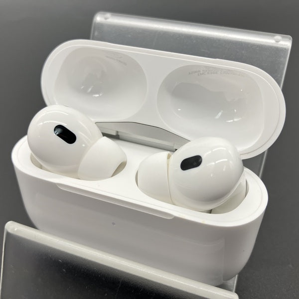 【中古】MagSafe充電ケース(USB-C)付きAirPods Pro(第2世代) MTJV3JA【名古屋】