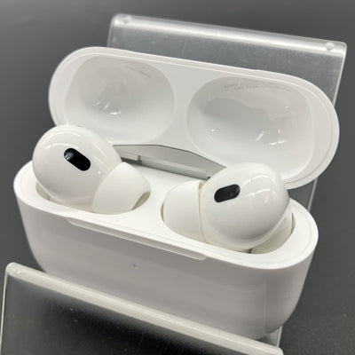 【中古】MagSafe充電ケース(USB-C)付きAirPods Pro(第2世代) MTJV3JA【名古屋】