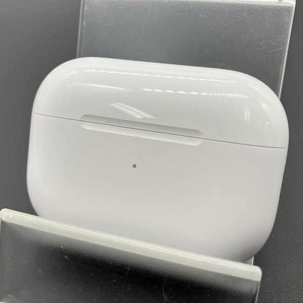 【中古】MagSafe充電ケース(USB-C)付きAirPods Pro(第2世代) MTJV3JA【名古屋】
