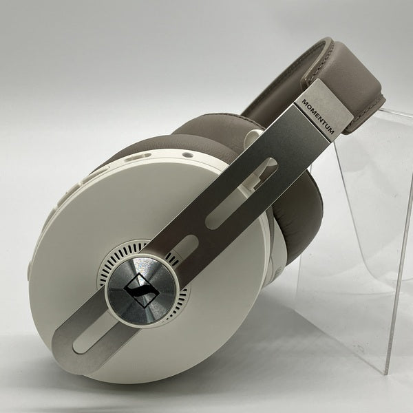 【中古】MOMENTUM Wireless ノイズキャンセルヘッドホン Sandy White 【M3AEBTXL SANDY WHITE】【秋葉原】