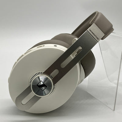 【中古】MOMENTUM Wireless ノイズキャンセルヘッドホン Sandy White 【M3AEBTXL SANDY WHITE】【秋葉原】