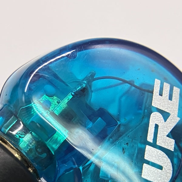 【中古】AONIC215-TW1 ブルー 【SE215SPE-B-TW1-A】(アップデート版)【秋葉原】