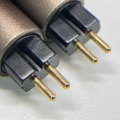 【中古】MIKAGE - 5極Φ4.4mm L型プラグ-CIEM2pin 【BW-MKG544L2P】【秋葉原】