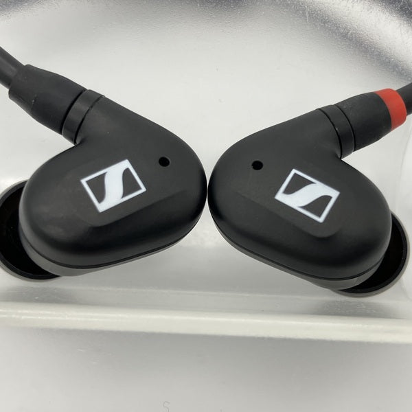 【中古】IE 100 PRO BLACK【秋葉原】