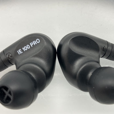 【中古】IE 100 PRO BLACK【秋葉原】