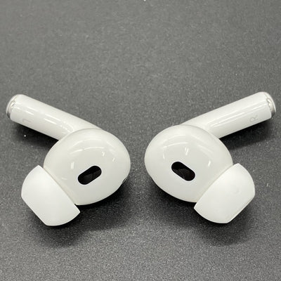 【中古】MagSafe充電ケース(USB-C)付きAirPods Pro(第2世代) MTJV3JA【秋葉原】