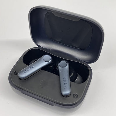 【中古】Air Pro 4 - Black【日本橋】