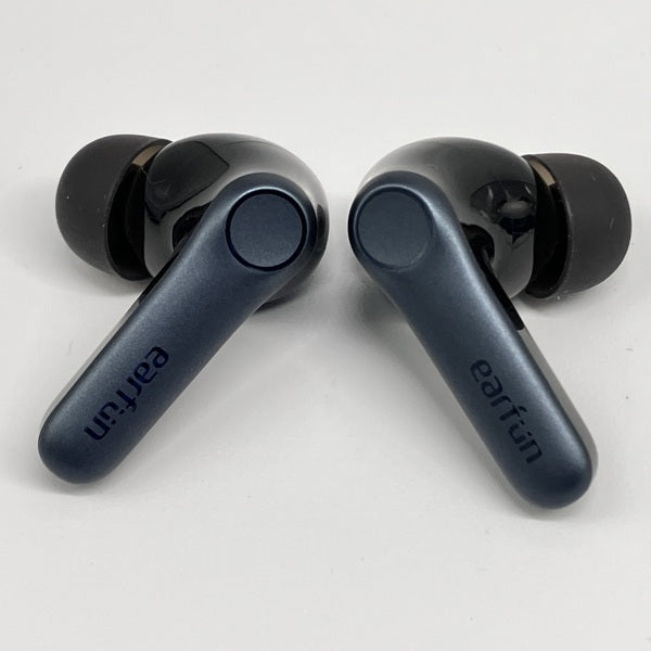 【中古】Air Pro 4 - Black【日本橋】