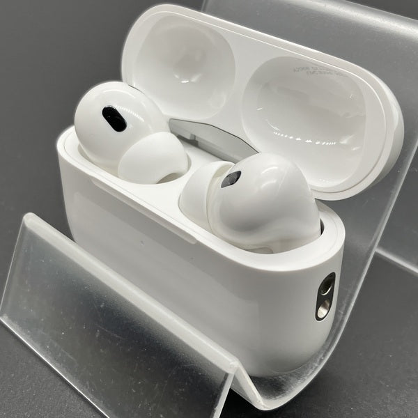 【中古】MagSafe充電ケース(USB-C)付きAirPods Pro(第2世代) MTJV3JA【日本橋】