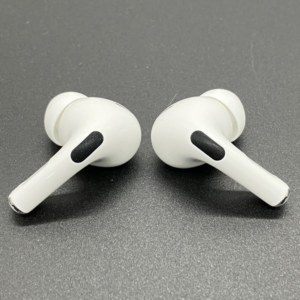 【中古】MagSafe充電ケース(USB-C)付きAirPods Pro(第2世代) MTJV3JA【日本橋】