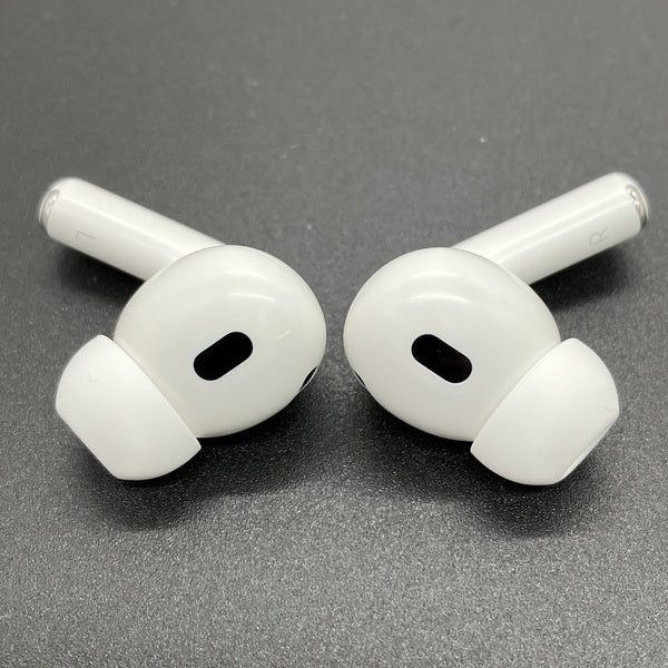 【中古】MagSafe充電ケース(USB-C)付きAirPods Pro(第2世代) MTJV3JA【日本橋】