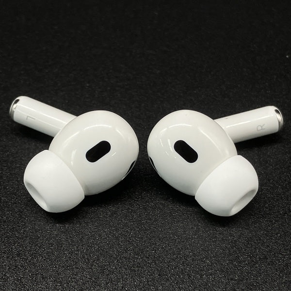 【中古】MagSafe充電ケース(USB-C)付きAirPods Pro(第2世代) MTJV3JA【秋葉原】