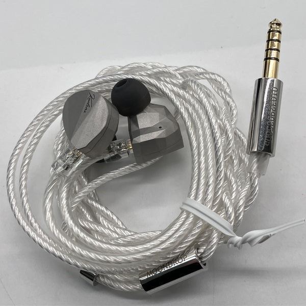 水月雨 (MOONDROP) 【中古】Kadenz【秋葉原】 – e☆イヤホン