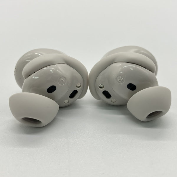 【中古】QuietComfort Earbuds White Smoke【秋葉原】