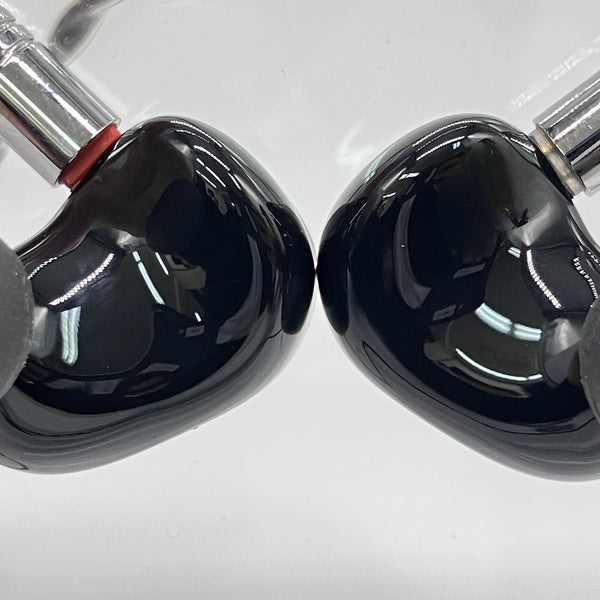 Kiwi Ears Quintet 有線イヤホン　中古美品 Kiwi ears QUINTET 有線イヤホン 中古美品 - メルカリ