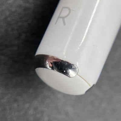 【中古】MagSafe充電ケース(USB-C)付きAirPods Pro(第2世代) MTJV3JA【日本橋】