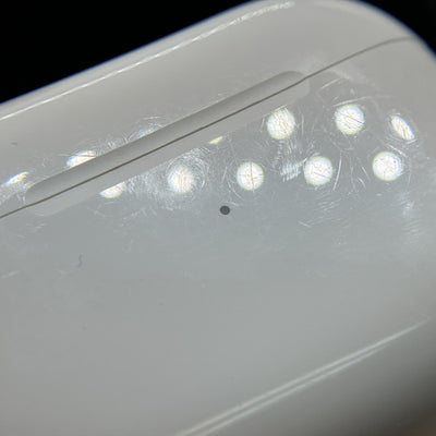 【中古】MagSafe充電ケース(USB-C)付きAirPods Pro(第2世代) MTJV3JA【日本橋】