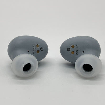 【中古】ZE300 SKY GRAY【日本橋】