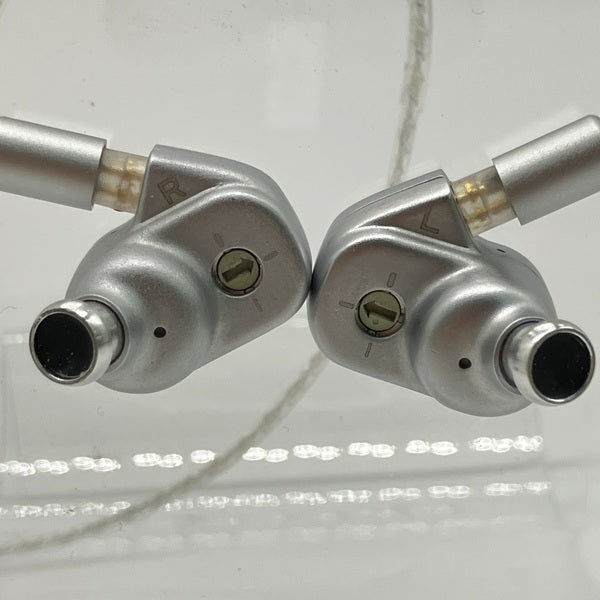 【中古】PI7 ホワイト【仙台】